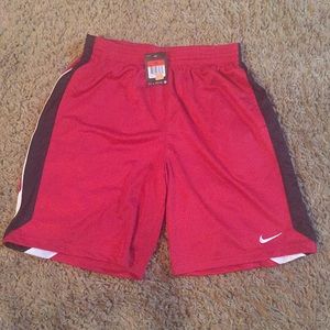 NWT ..Nike Basketball Shorts 🔥🔥